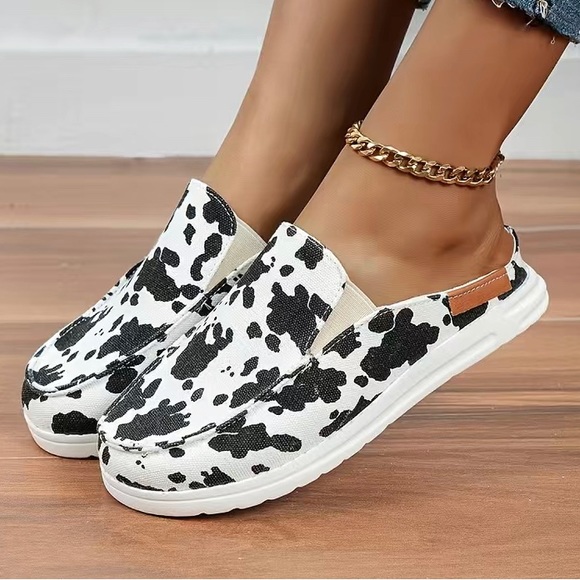 Cow slip on shoes - Picture 4 of 4